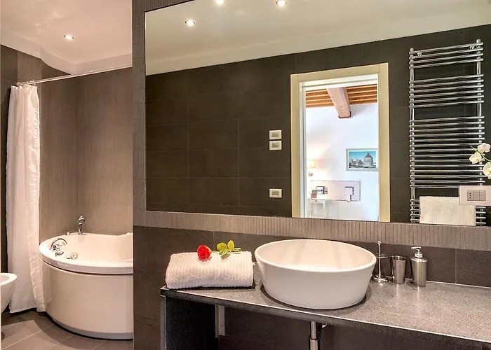 Palazzo Paolo Villa *